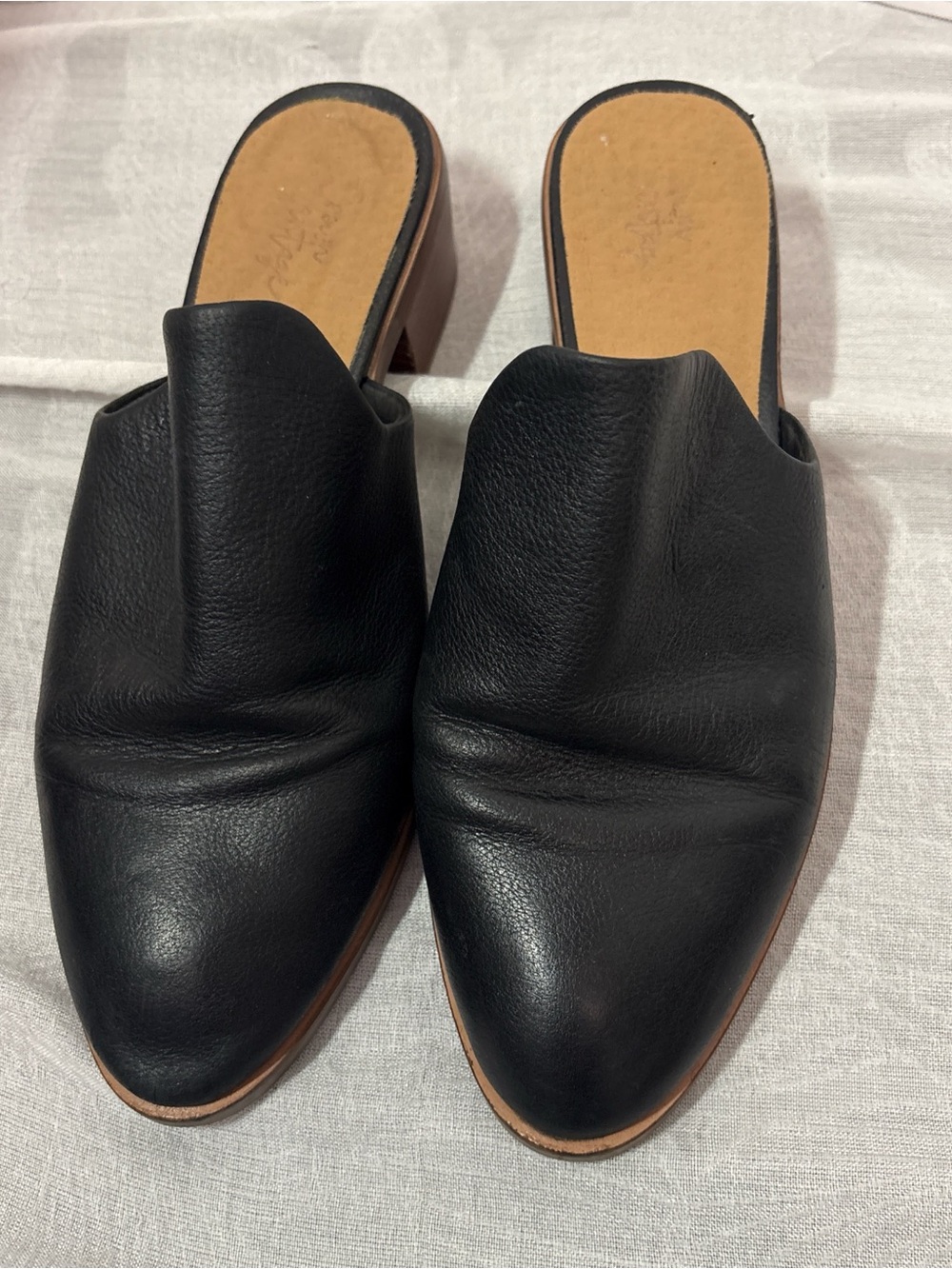 Crown Vintage Black Leather Mule Heels | Pointed Toe Slip On Clogs